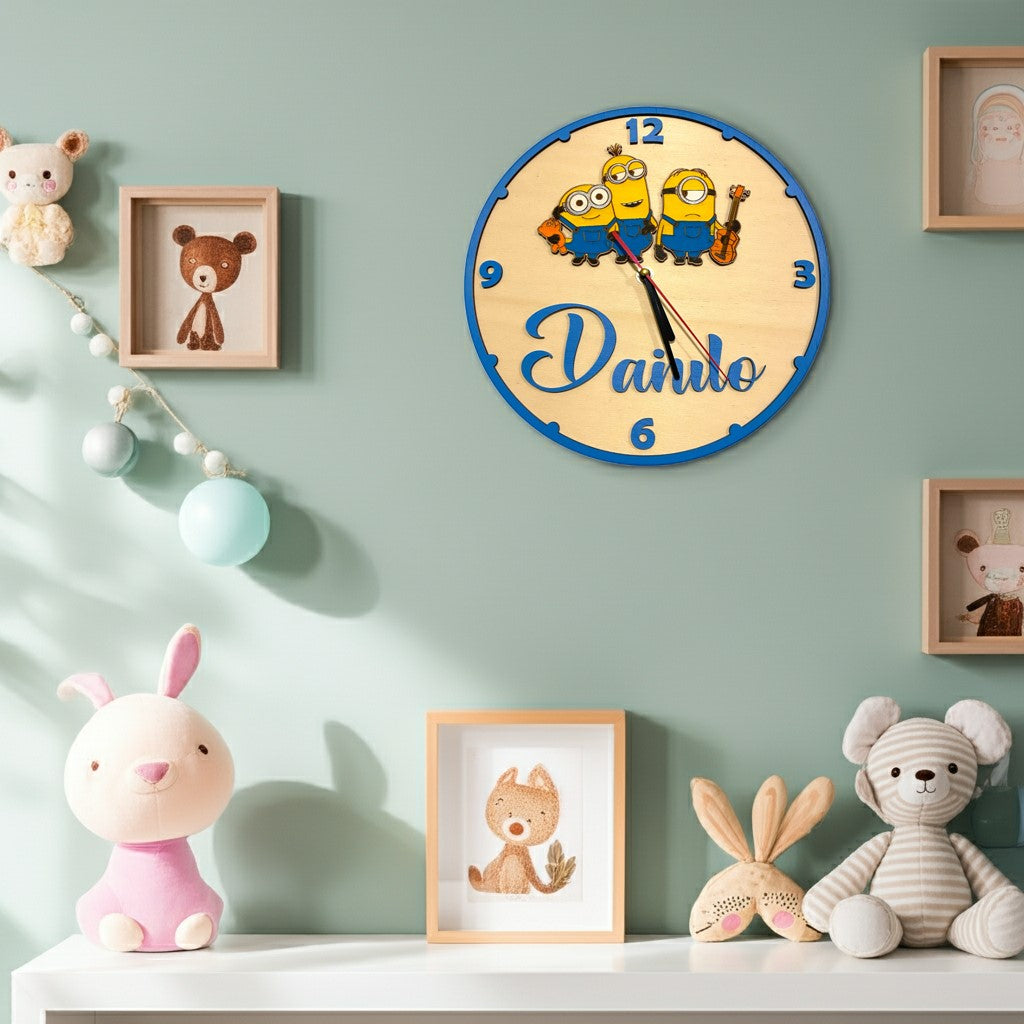 Orologio da parete MINIONS - Personalizzato con NOME