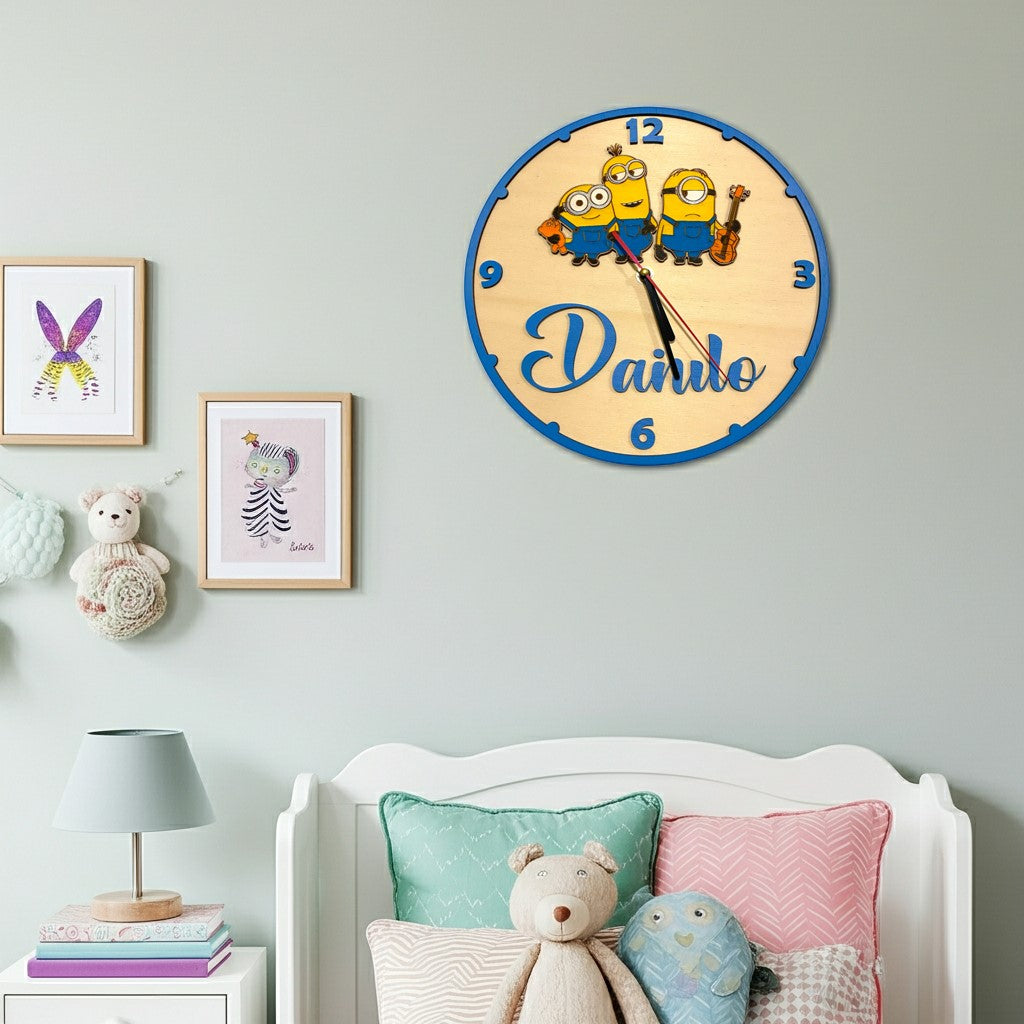 Orologio da parete MINIONS - Personalizzato con NOME