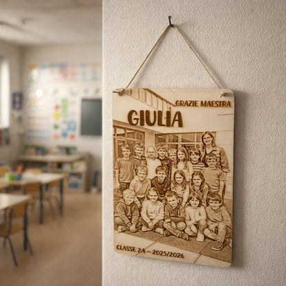 Foto di Classe incisa su legno - Regalo emozionante per la tua Maestra