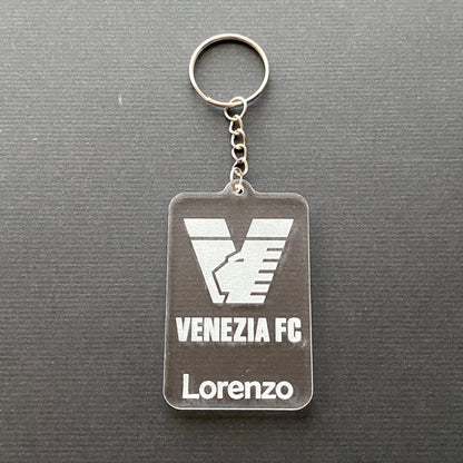 Portachiavi STEMMA SQUADRA CALCIO in acrilico  - Personalizzato con il tuo NOME